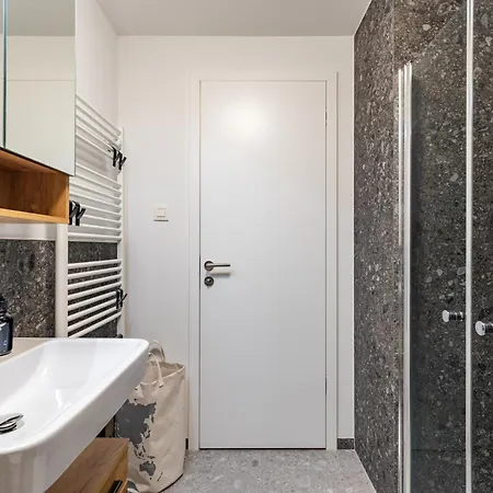 Slovakia Guthaus 64d Appartement Bratislava